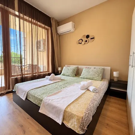 Cabacum Beachfront Escape W/ Pool Апартамент