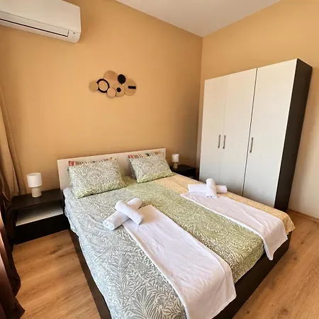Апартамент Cabacum Beachfront Escape W/ Pool *